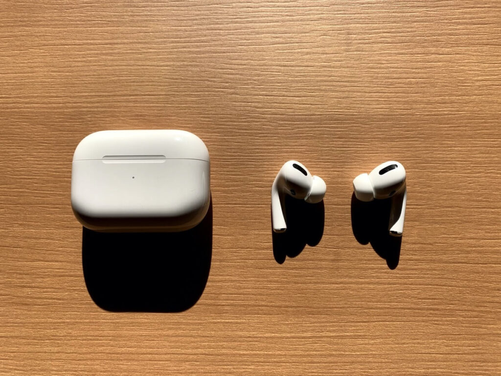 【結論】Airpods Proはちょい高いけど、買う価値のあるイヤホンです